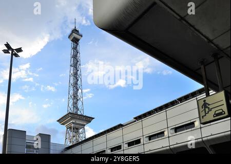 Berlin, Radio tower Funkturm, waves, signal radio tower architecture Berliner Funkturm, radio, signal, tower, architecture, Westberlin, Stock Photo