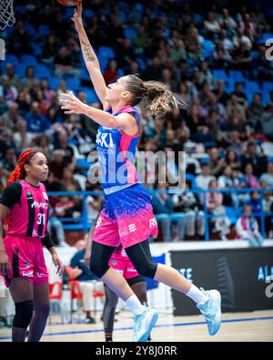 Ferrol, Spain. 05 October, 2024. Liga Femenina Endesa Basket. Baxi Ferrol vs Kutxabank Araski.  Gala Mestres Credit: Ismael Miján/Alamy Live News Stock Photo