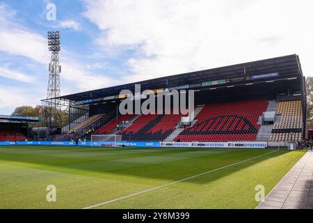 Deventer, Netherlands. 06th Oct, 2024. DEVENTER, Stadium De Adelaarshorst, 06-10-2024, season 2024/2025, Dutch Eredivisie. during the match Go Ahead Eagles - Heracles, stadium overview Credit: Pro Shots/Alamy Live News Stock Photo