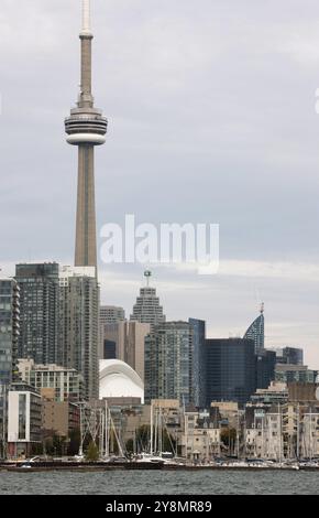 Daytime Photos of Toronto Ontario buildings downtown Stock Photo - Alamy