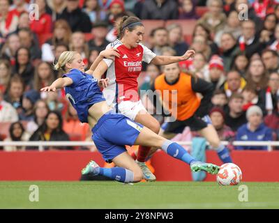 North London, UK. 06th Oct, 2024. North London, England, October 06 2024: Mariona Caldentey (8 Arsenal) is tackled during the Barclays Womens Super League game between Arsenal and Everton at Emirates Stadium in North London, England. (Jay Patel/SPP) Credit: SPP Sport Press Photo. /Alamy Live News Stock Photo