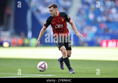 Barcelona, Spain. 5th Oct, 2024. Toni Lato (Mallorca) Football/Soccer : Spanish 'LaLiga EA Sports' match between RCD Espanyol de Barcelona 2-1 RCD Mallorca at the Stage Front Stadium in Barcelona, Spain . Credit: Mutsu Kawamori/AFLO/Alamy Live News Stock Photo