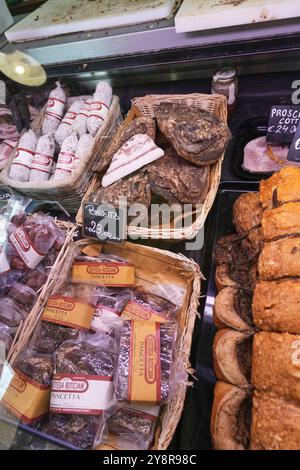 The “Antica Bottega Roticiani” is a traditional butcher in Orvieto, Italy.  Amazing porchetta sandwiches and other cured meats. Stock Photo