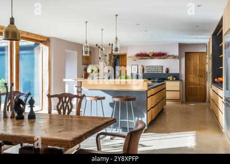 Modern designer open plan kitchen in Gloucestershire, England, UK Stock Photo