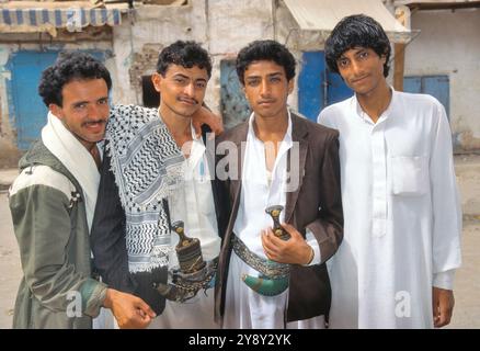 Men wearing janbiya sanaa yemen hi-res stock photography and