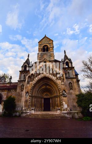 Vajdahunyad Castle Jaki Chapel at City Park in Budapest, Hungary Stock Photo