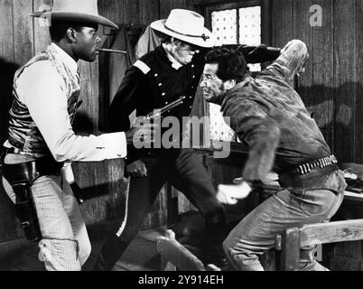 Sidney Poitier, Bill Travers, James Garner, on-set of the western film, 'Duel At Diablo', United Artists, 1966 Stock Photo