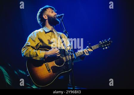 Bern, Switzerland. 06th, October 2024. The English singer, songwriter and musician Tim Gallagher performs a live concert Bierhübeli in Bern. Stock Photo