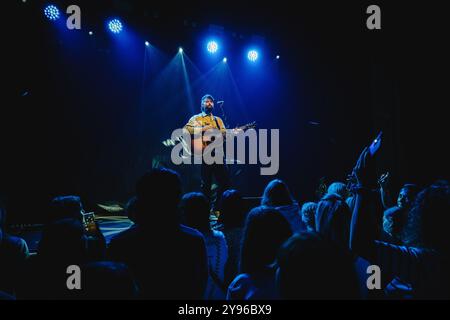 Bern, Switzerland. 06th, October 2024. The English singer, songwriter and musician Tim Gallagher performs a live concert Bierhübeli in Bern. Stock Photo