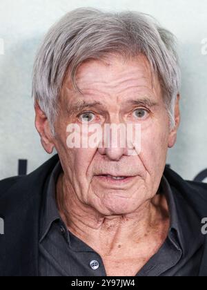 West Hollywood, United States. 08th Oct, 2024. WEST HOLLYWOOD, LOS ANGELES, CALIFORNIA, USA - OCTOBER 08: Harrison Ford arrives at the World Premiere Of Apple TV  Series' 'Shrinking' Season 2 held at the Pacific Design Center on October 8, 2024 in West Hollywood, Los Angeles, California, United States. (Photo by Xavier Collin/Image Press Agency) Credit: Image Press Agency/Alamy Live News Stock Photo