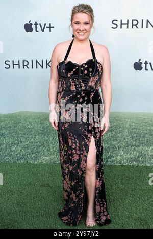 West Hollywood, United States. 08th Oct, 2024. WEST HOLLYWOOD, LOS ANGELES, CALIFORNIA, USA - OCTOBER 08: Kimberly Condict arrives at the World Premiere Of Apple TV  Series' 'Shrinking' Season 2 held at the Pacific Design Center on October 8, 2024 in West Hollywood, Los Angeles, California, United States. (Photo by Xavier Collin/Image Press Agency) Credit: Image Press Agency/Alamy Live News Stock Photo