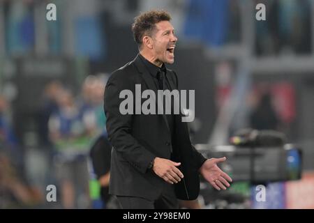 Foto Alfredo Falcone/LaPresse 19 Settembre 2023 - Roma, Italia - sport, calcio - Lazio vs Atletico Madrid - Champions League 20223/2024 - Fase a gironi Gruppo E - Stadio Olimpico. Nella foto: Diego Simeone (Atletico Madrid) Foto Alfredo Falcone/LaPresse SEPTEMBER 19, 2023 Rome, Italy - sport, soccer - Lazio vs Club Atl&#xe9;tico de Madrid - Champions League 20223/2024 - Group Stage Group E - Olimpic Stadium. In the pic: Diego Simeone (Atletico Madrid) Stock Photo