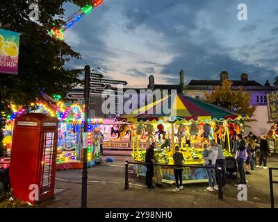 Rides at Chipping Norton Mop Fair in the Cotswolds Stock Photo