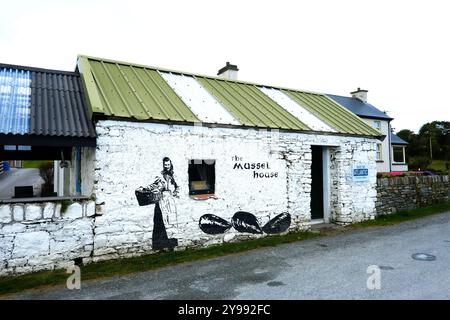 The Mussel House restaurant at Kilmakilloge, Lauragh, County Kerry. Ireland Stock Photo