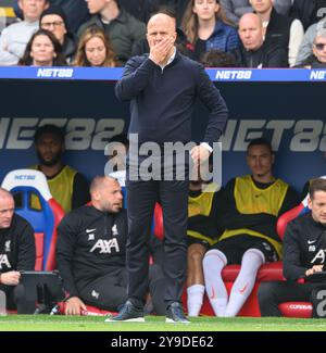 London, UK. 05th Oct, 2024 - Crystal Palace v Liverpool - Premier League - Selhurst Park.                                                                   Liverpool Manager Arne Slot.                                                             Picture Credit: Mark Pain / Alamy Live News Stock Photo