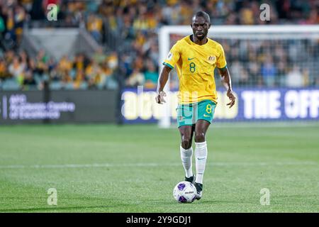 Adelaide Oval, Adelaide, Australia 10th October2024, International, World Cup Qualification, AFC Australia vs China PR,  Socceroo; Jason GERIA brings the ball out of defence for Australia   Credit; Mark Willoughby/ALAMY Live News Stock Photo