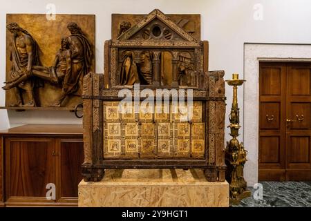 The relic of a wooden throne known as the 'Cathedra Sancti Petri Apostoli', temporarily removed during the restoration work of the Altar of the Chair of St. Peter. Press Tour of the restoration site of the Baldachin and the altar of the Chair of St. Peter in St. Peter's Basilica. Stock Photo