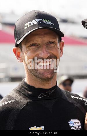 ROMAIN GROSJEAN (77) (SWE) of Geneva, Switzerland prepares to qualify for the Bommarito Automotive Group 500 at the World Wide Technology Raceway in M Stock Photo