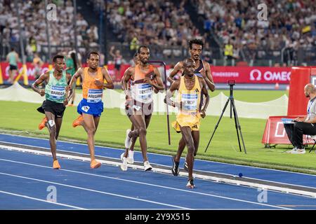 Athletes during 5000m men race at Golden Gala Pietro Mennea Diamond League Athletics 2024, Rome, Italy Stock Photo