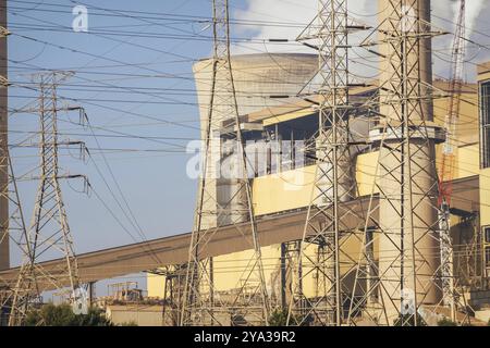 Yallourn Power Station in the Latrobe Valley is due for decommission in 2028 due to rising energy costs and environmental concerns. Based near the tow Stock Photo