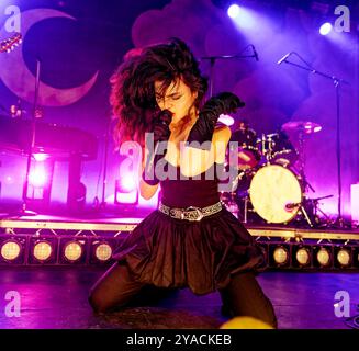 Abigail Morris von The Last Dinner Party live beim Lollapalooza Berlin