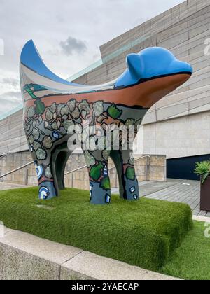 Superlambanana outside Museum of Liverpool Stock Photo