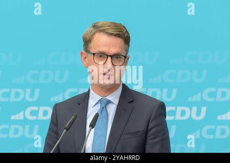 GER, Berlin, Pressekonferenz - Statements nach Bundesvorstandssitzung, mit dem Generalsekretaer der CDU Deutschlands Dr. Carsten Linnemann MdB und dem Mitgliederbeauftragten der CDU Deutschlands Philipp Amthor MdB im Bild v.l.: Dr. Carsten Linnemann, CDU Deutschlands Klingelhoeferstraße 8 10785 Berlin, 14.10. 2024, Copyright: HMBxMedia/UwexKoch Stock Photo