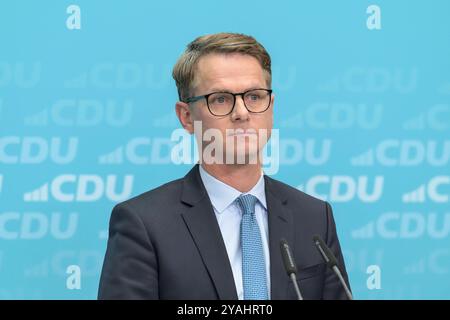 GER, Berlin, Pressekonferenz - Statements nach Bundesvorstandssitzung, mit dem Generalsekretaer der CDU Deutschlands Dr. Carsten Linnemann MdB und dem Mitgliederbeauftragten der CDU Deutschlands Philipp Amthor MdB im Bild v.l.: Dr. Carsten Linnemann CDU Deutschlands Klingelhoeferstraße 8 10785 Berlin, 14.10. 2024, *** GER, Berlin, Press conference statements after Federal Executive Committee meeting, with the Secretary General of the CDU Germany Dr Carsten Linnemann MdB and the Membership Representative of the CDU Germany Philipp Amthor MdB in the picture from l Dr Carsten Linnemann CDU German Stock Photo