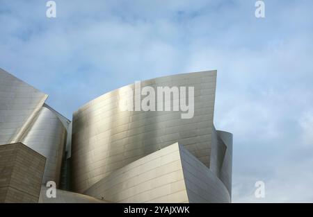 Exterior view of Walt Disney Concert Hall, Los Angeles, California, USA Stock Photo