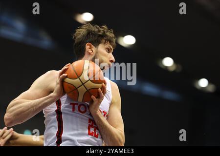 Kanagawa, Japan. 13th Oct, 2024. Ryan Rossiter (Alvark) Basketball : 2024-25 B.LEAGUE B1 game between Yokohama B-Corsairs - Alvark Tokyo at Yokohama International Swimming Pool in Kanagawa, Japan . Credit: Yohei Osada/AFLO SPORT/Alamy Live News Stock Photo