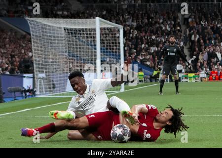 MADRID, SPAIN - March 15:Vinicius Junior and Trent Alexander-Arnold during the UEFA CHAMPIONS LEAGUE 2022/23 match between Real Madrid and Liverpool a Stock Photo