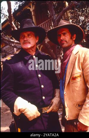 August 29, 1993, Hollywood, California, USA: BRUCE CAMPBELL as ''BRISCOE COUNTY, JR'' and co-star in the TV show The Adventures of Briscoe County, Jr. His big claim to fame is Evil Dead and Army of Darkness. (Credit Image: © Entertainment Pictures via ZUMA Press) EDITORIAL USAGE ONLY! Not for Commercial USAGE! Stock Photo