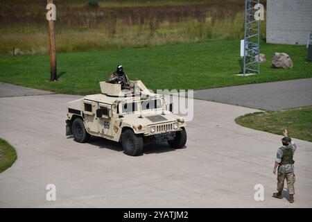 Security forces specialists assigned to the 148th Fighter Wing ...