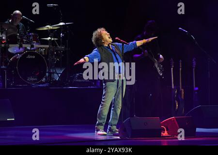 UK. 15th Oct, 2024. LONDON, ENGLAND - OCTOBER 15: Leo Sayer performing at the Palladium on October 15, 2024 in London, England.CAP/MAR © MAR/Capital Pictures Credit: Capital Pictures/Alamy Live News Stock Photo