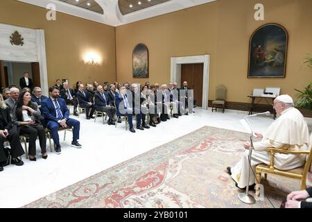 **NO LIBRI** Italy, Rome, Vatican, 2024/10/16.Pope Francis receives in private audience Surgeons at the Vatican. Photograph by VATICAN MEDIA /Catholic Press Photo Stock Photo