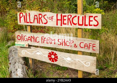 pillars-of-hercules-cafe-and-organic-shop-falkland-fife-scotland
