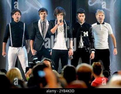 LOS ANGELES, CA - MARCH 31: Muscial group One Direction perform onstage at Nickelodeon's 25th Annual Kids' Choice Awards 2012 at USC's Galen Center, March 31, 2012 in Los Angeles, California. MPIPG/ MediaPunch. Stock Photo