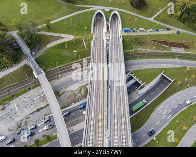 Deutsche Bahn AG's new Neckar Bridge, part of the Stuttgart 21 project. The tracks lead into the Rosenstein Tunnel through Rosenstein Park. Below is t Stock Photo