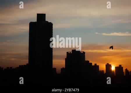 Amanecer en la ciudad de Panamá Stock Photo