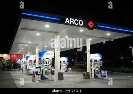 Merced,California,USA-June 10th 2024: ARCO (Atlantic Richfield Company) gas station at night Stock Photo