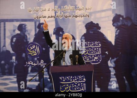 Yahya Sinwar, Hamas political chief in Gaza strip delivers a speech FILE PHOTO: Yahya Sinwar, Hamas political chief in Gaza strip delivers a speech in Gaza City on April 30, 2022. Photo by Ashraf Amra Gaza city Gaza Strip Palestinian Territory 171024 Archive Sinwar APA 003 Copyright: xapaimagesxAshrafxAmraxxapaimagesx Stock Photo