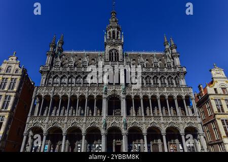 Neo-classical architecture of the town hall building in the Grand Place of Brussels, Belgium Stock Photo