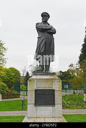 Statue of Commander Edward Smith, captain of RMS Titanic, by Kathleen Scott. Beacon Park, Lichfield, Staffordshire, West Midlands, England, U.K. Stock Photo