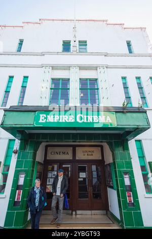 England, Kent, Sandwich, Exterior View of the Historic Art Deco Empire Cinema Stock Photo