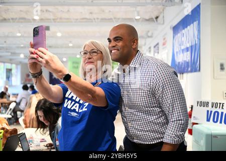 Austin, Texas, USA. 18th Oct, 2024. Democratic Congressman COLIN ALLRED (D-Dallas) visits a phone back at the Travis County (TX) Democratic Party headquarters on October 18, 2024 campaigning to unseat incumbent Republican Sen. Ted Cruz (not shown) in November. Allred has outraised Cruz in a very close race. (Credit Image: © Bob Daemmrich/ZUMA Press Wire) EDITORIAL USAGE ONLY! Not for Commercial USAGE! Credit: ZUMA Press, Inc./Alamy Live News Stock Photo