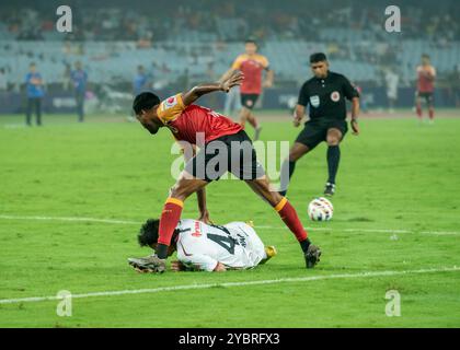 Kolkata, West Bengal, India. 20th Oct, 2024. Mohun Bagan Super Giant Beat East Bengal FC by 2-0 In Kolkata Derby of ISL 2024-25 on 19th October, 2024. The scorers are Jamie Maclaren and Dimitri Petratos(P) for MBSG.Different action moments of the match. (Credit Image: © Amlan Biswas/Pacific Press via ZUMA Press Wire) EDITORIAL USAGE ONLY! Not for Commercial USAGE! Stock Photo