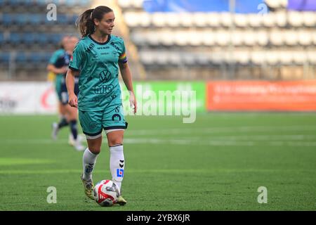 Linkoping, Sweden. 20th Oct, 2024. Bilborsen Arena, Linkoping, Sweden, October 20th 2024: Alice Nilsson (8 Kristianstad) in the game in the Swedish League OBOS Damallsvenskan on October 20th 2024 between Linkoping FC and Kristianstads DFF at Bilborsen Arena in Linkoping, Sweden (Peter Sonander/SPP) Credit: SPP Sport Press Photo. /Alamy Live News Stock Photo