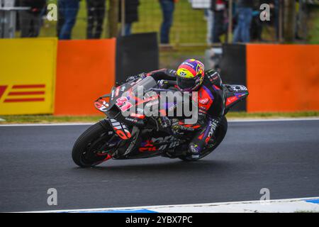 Phillip Island, Australia. 19th Oct, 2024. Aleix Espargaro of Spain, representing Aprilia Racing team, is seen in action in MotoGP™ Sprint Race - the highlight event of day two of The Qatar Airways Australian Motorcycle Grand Prix 2024. The Qatar Airways Australian Motorcycle Grand Prix 2024 features the world's best and emerging riders. Day two action continued to impress spectators with World's stars of motor sport showing impressive performances through qualification rounds in MotoGP, Moto2 and Moto3. (Photo by Alexander Bogatyrev/SOPA Images/Sipa USA) Credit: Sipa USA/Alamy Live News Stock Photo