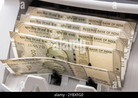 Counting Ruppes Cash Close up of hand counting Indian rupee notes India Stock Photo - Alamy