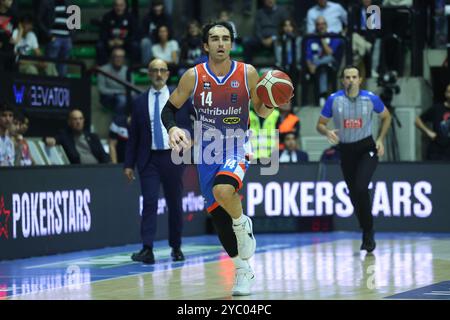 Treviso, Italy. 20th Oct, 2024. Treviso's BRUNO MASCOLO in action during the match Nutribullet Treviso - Dolomiti Energia Trentino match of Regular Season Lega Basket Serie A 2024/2025 - Round 4 in Treviso(Italy), October 20, 2024 (Photo by M. Gregolin/Ciamillo/LaPresse) Credit: LaPresse/Alamy Live News Stock Photo